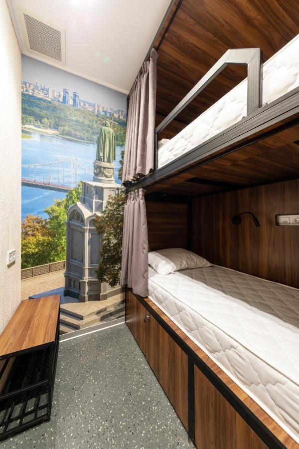 Misto Capsule Hotel كييف المظهر الخارجي الصورة