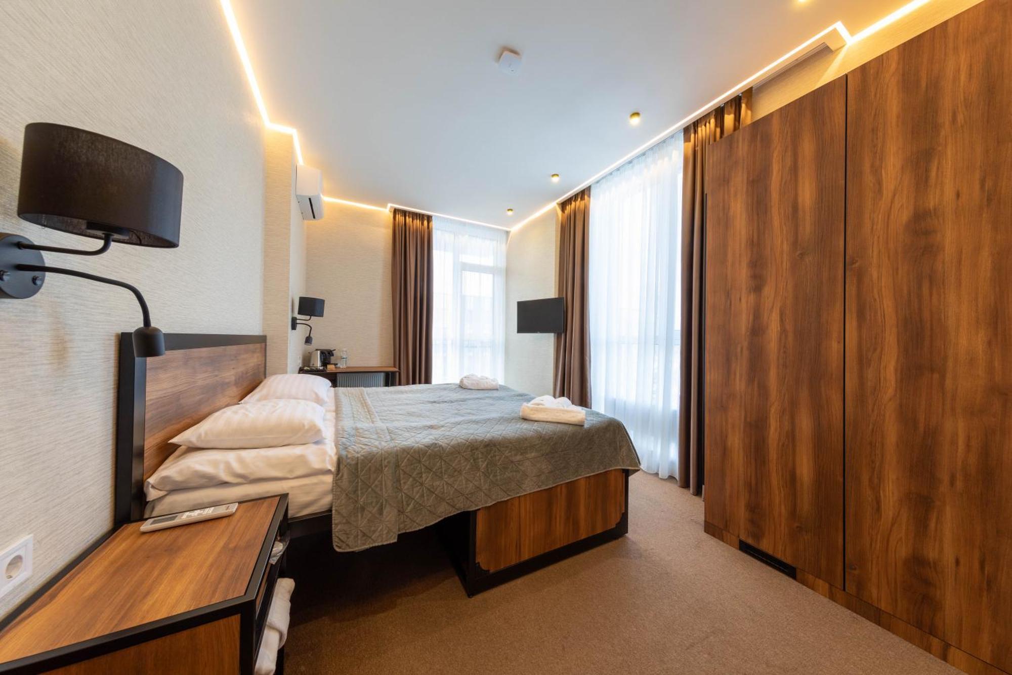 Misto Capsule Hotel كييف المظهر الخارجي الصورة